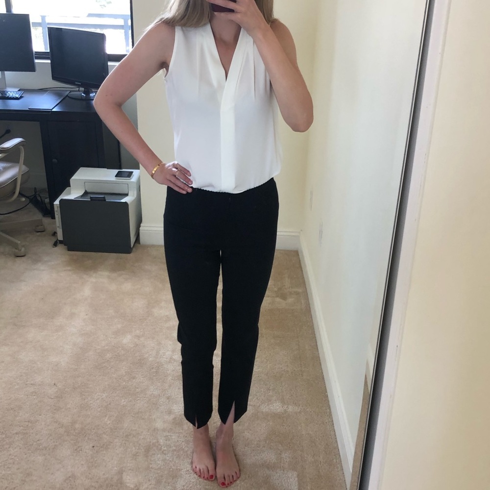 NWT XS White Calvin Klein Sleeveless Blouse